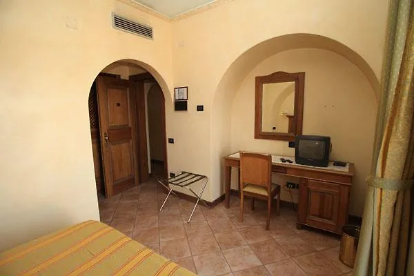 Hotel Belvedere Lanusei 3*,